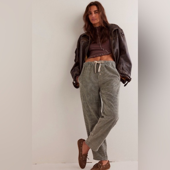 NWT We The Free Roscoe Cord Pull-On Jeans XS Gray Green Tint Thyme - Picture 2 of 10